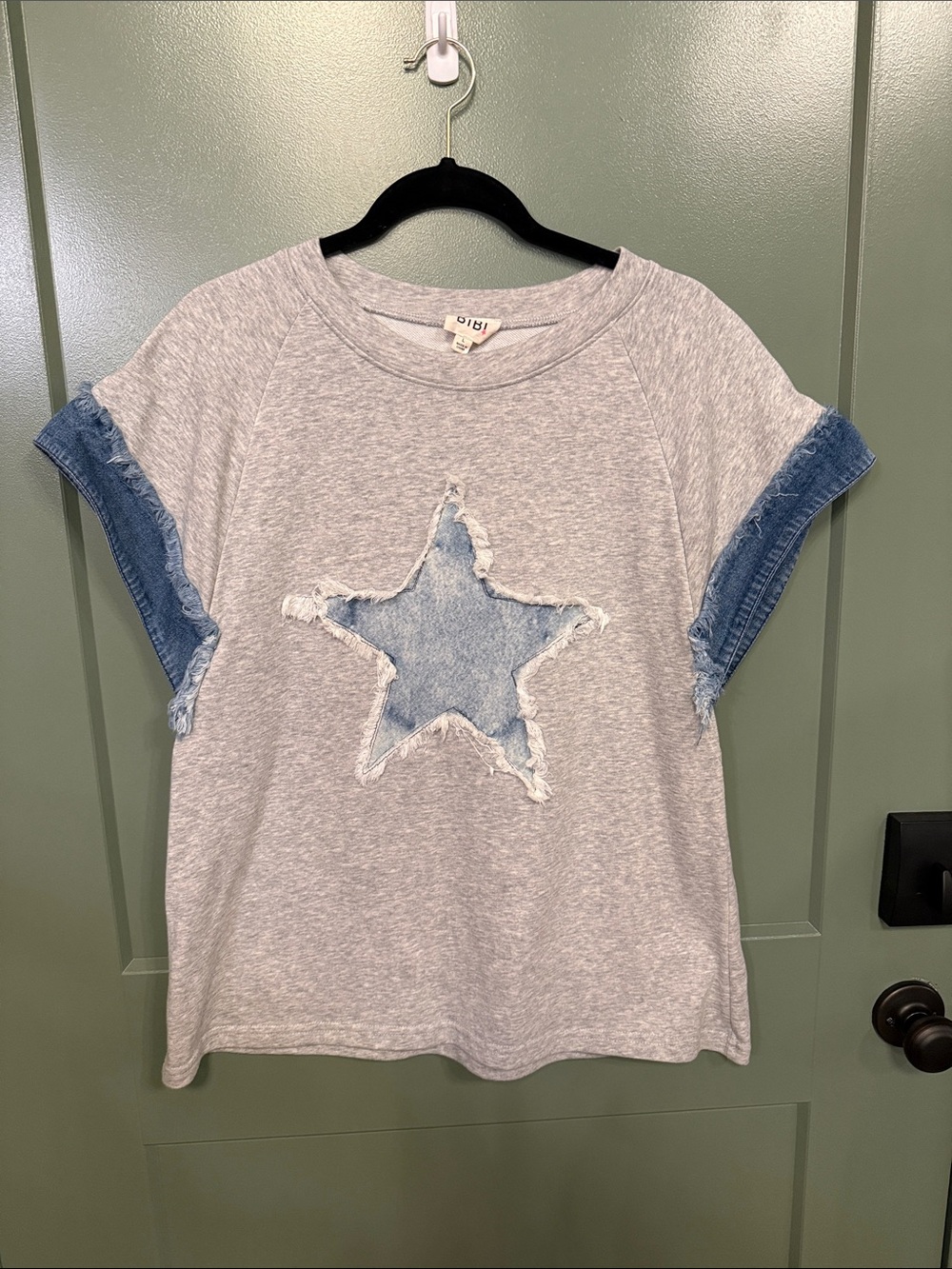 Heather Gray Star Appliqué Tee with Denim Trim